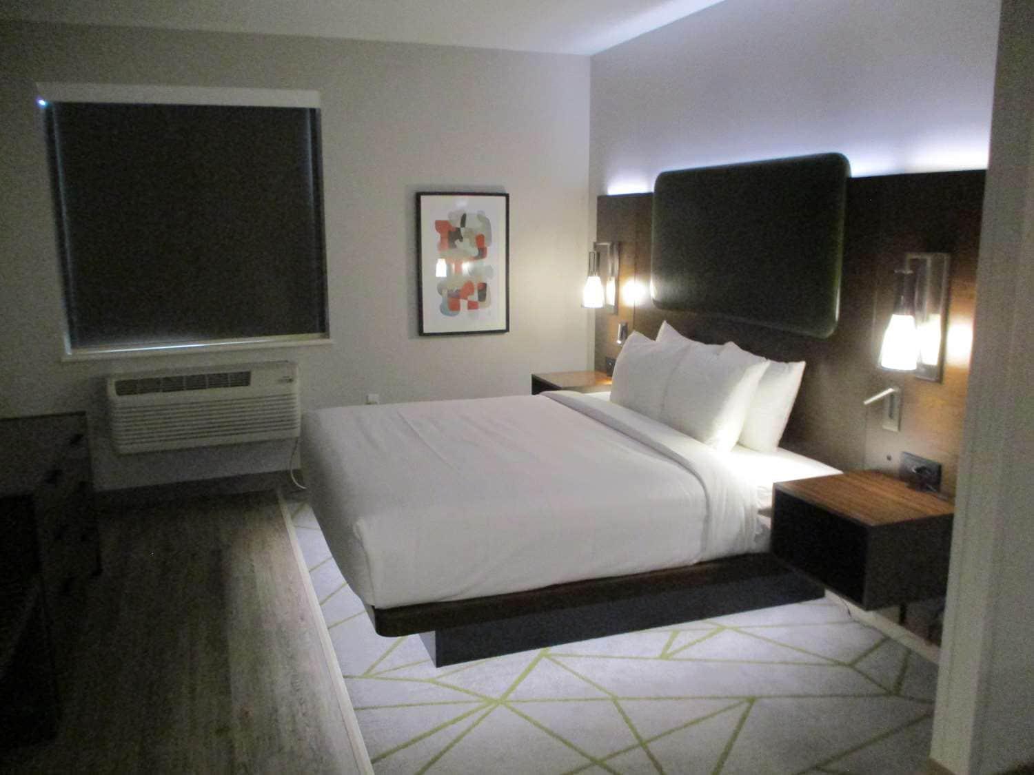 เบสต์ เวสเทิร์น พลัส รีอาตา Hotel บราวน์วูด ภายนอก รูปภาพ