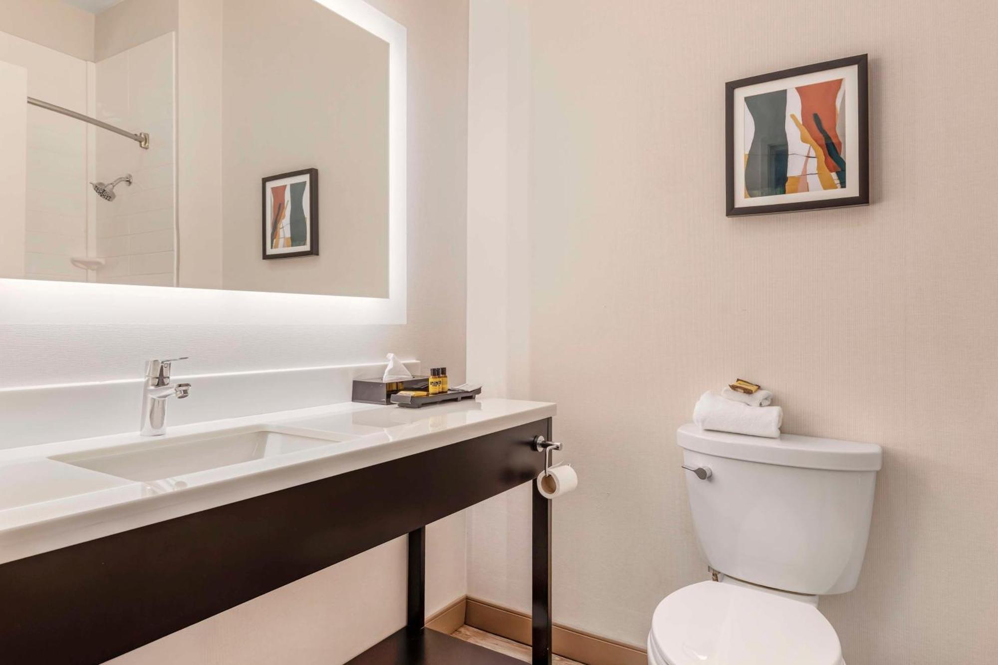 เบสต์ เวสเทิร์น พลัส รีอาตา Hotel บราวน์วูด ภายนอก รูปภาพ