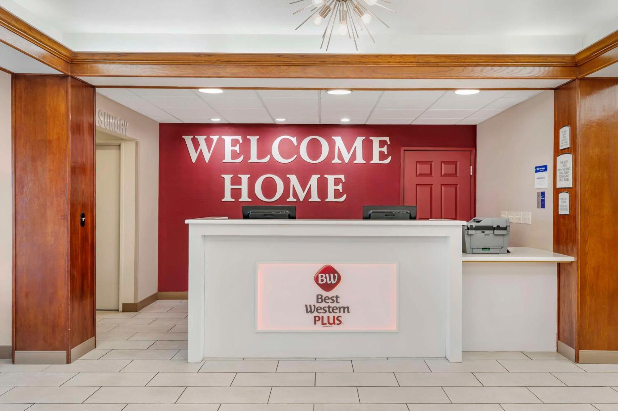 เบสต์ เวสเทิร์น พลัส รีอาตา Hotel บราวน์วูด ภายนอก รูปภาพ